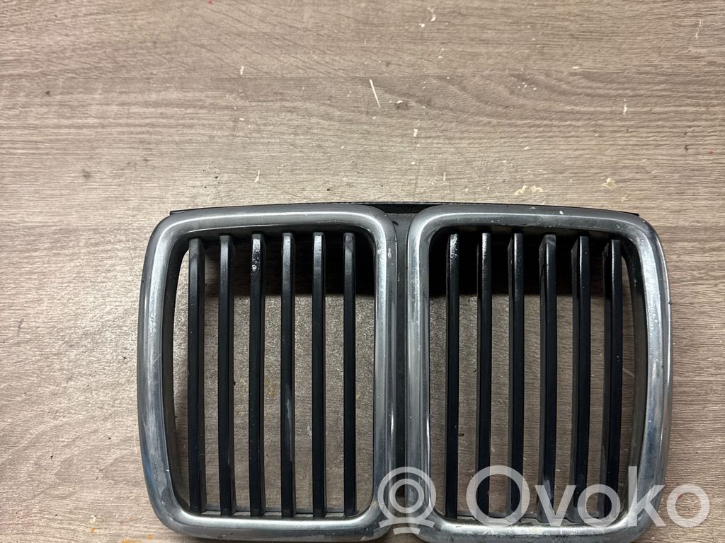 BMW 3 E30 Front grill 