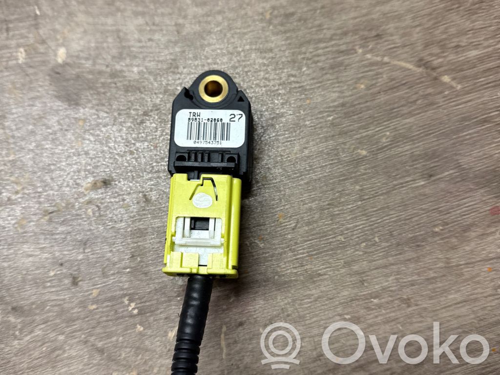 Toyota Auris 150 Airbagsensor Crashsensor Drucksensor 