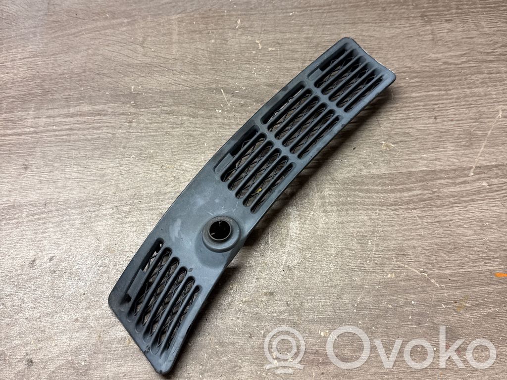 BMW 3 E30 Wiper trim 