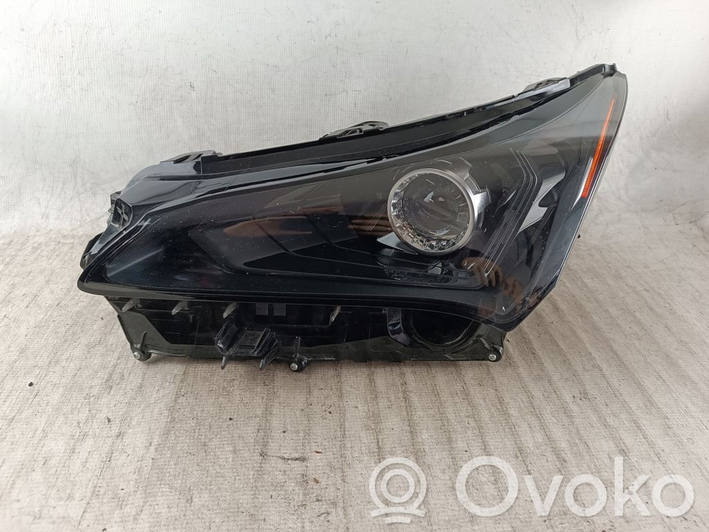 Lexus NX Scheinwerfer 