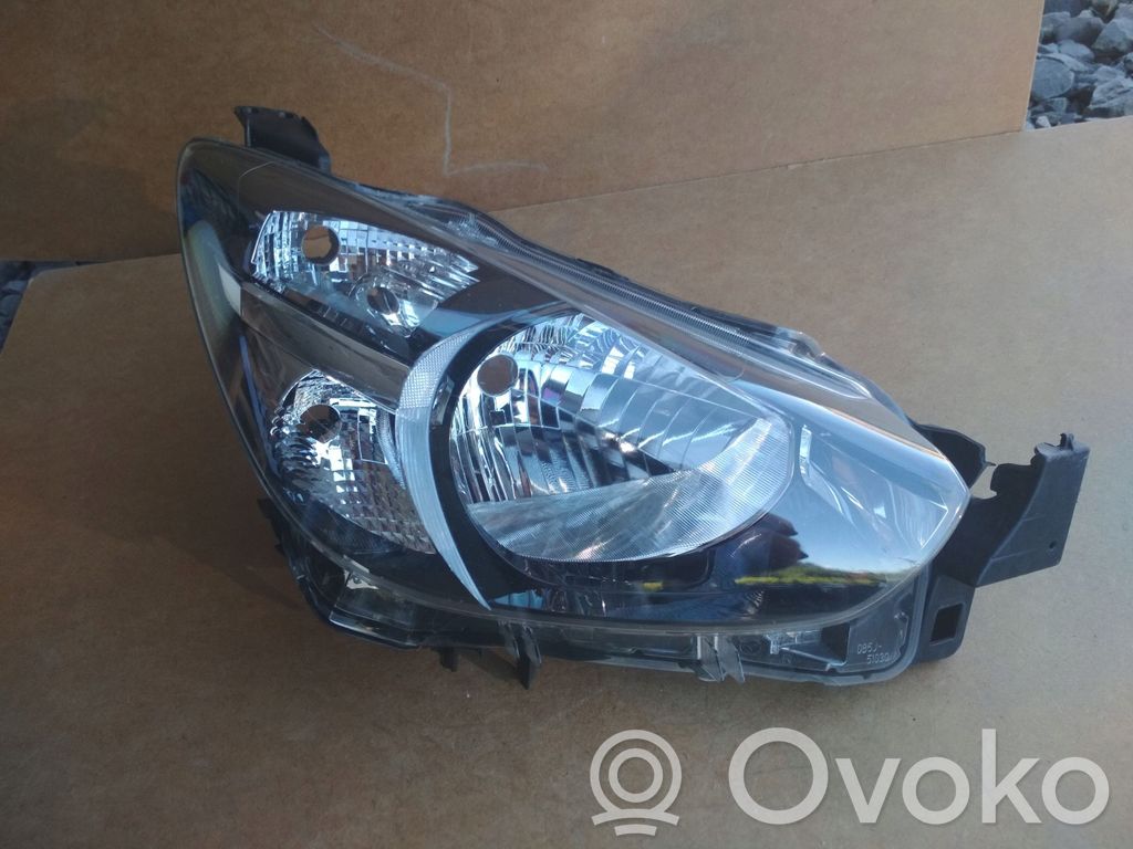 Mazda 2 Priekinis žibintas 