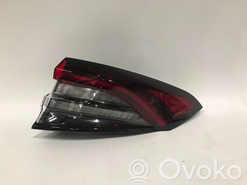 Maserati Levante Lampa tylna 