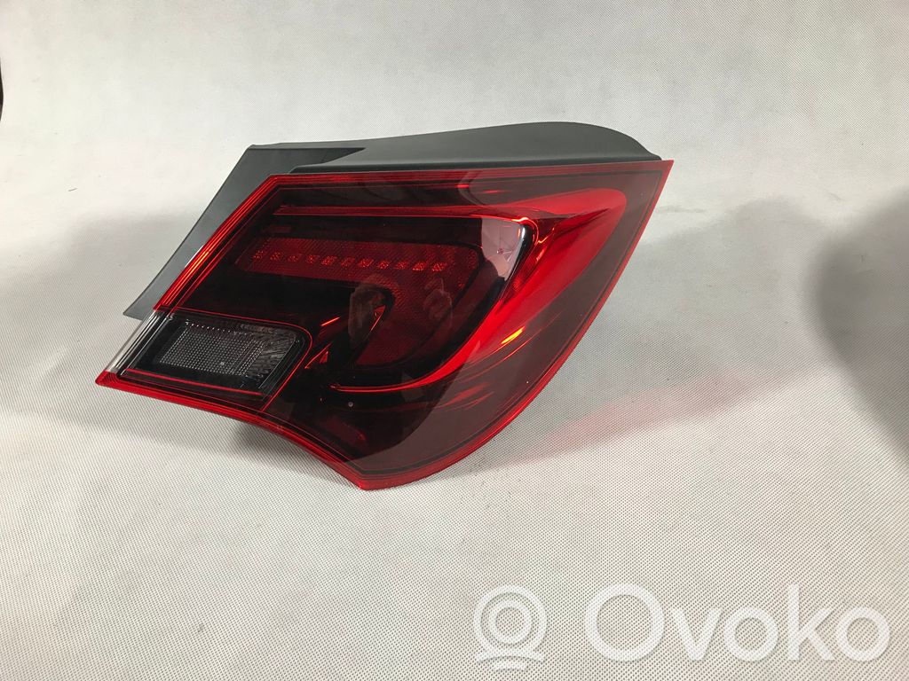 Opel Astra J Lampa tylna 