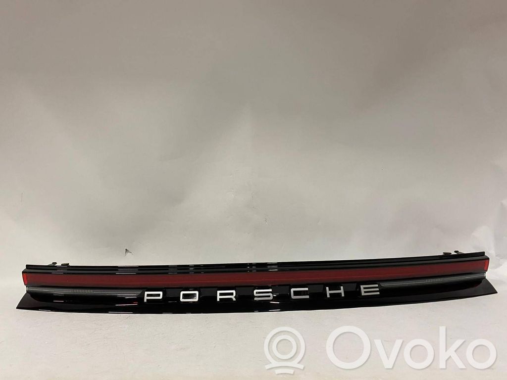 Porsche Panamera (976) Takavalot 