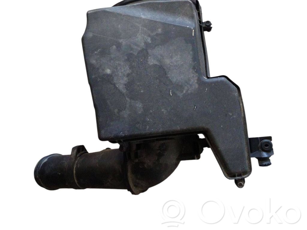 Volvo V50 Air filter box 