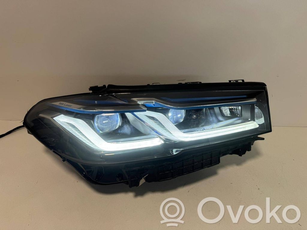 BMW 5 G30 G31 G38 Lampa przednia 