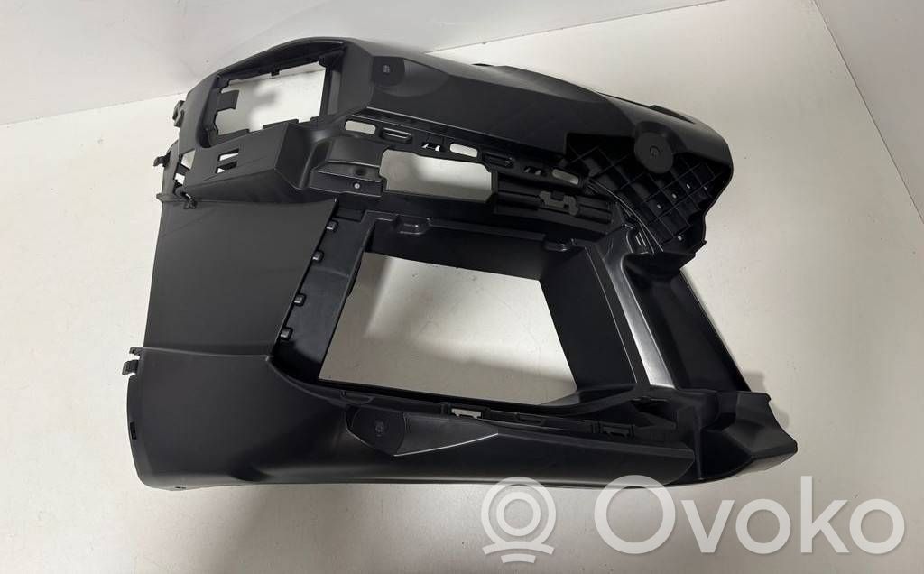 BMW 5 G30 G31 G38 Suport montare bară față 