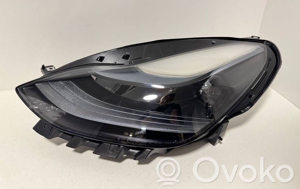 Headlight/headlamp   151495200C