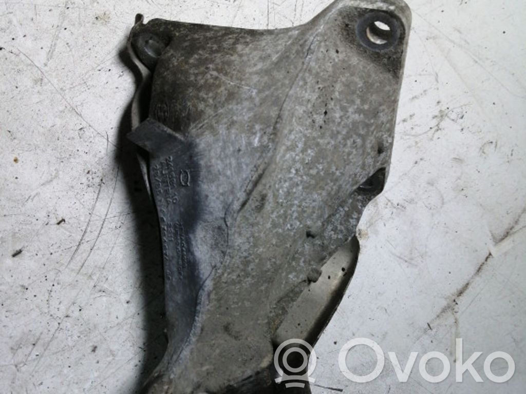 Engine mounting bracket   24168110