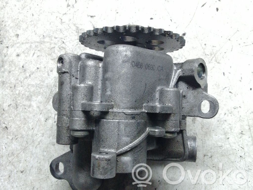 Oil pump   04560830CA