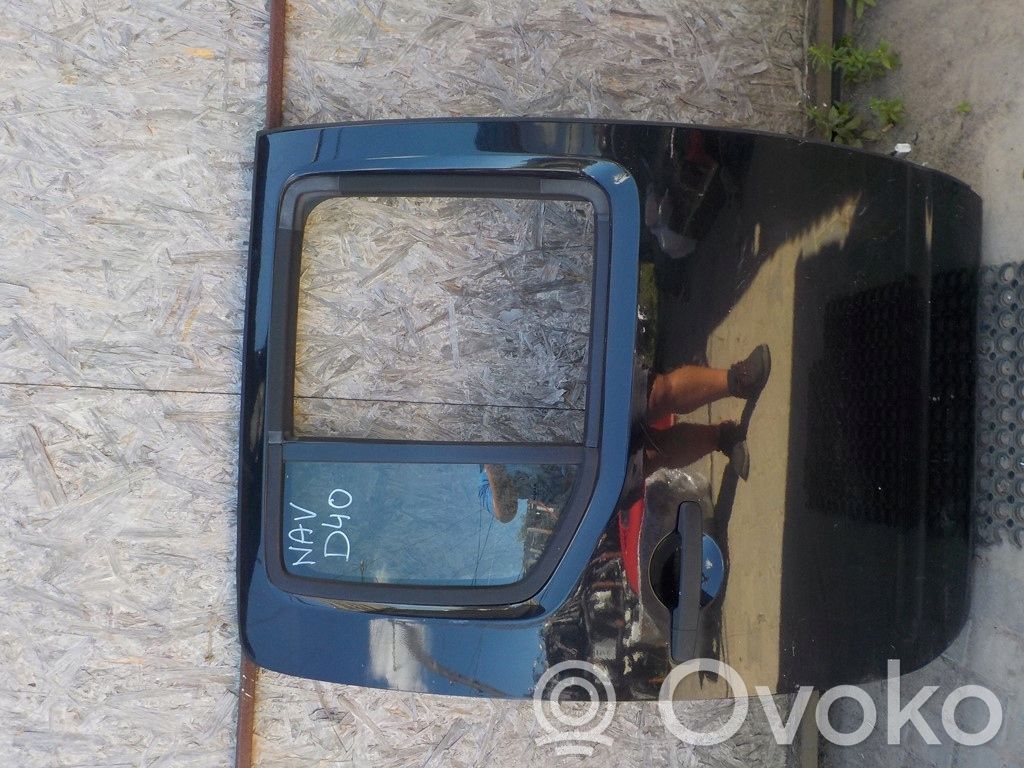 Nissan Navara D40 Galinės durys 