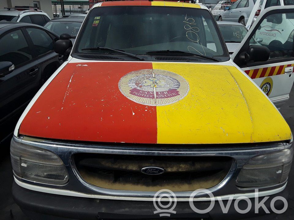 Ford Expedition Dzinēja pārsegs (vāks) 