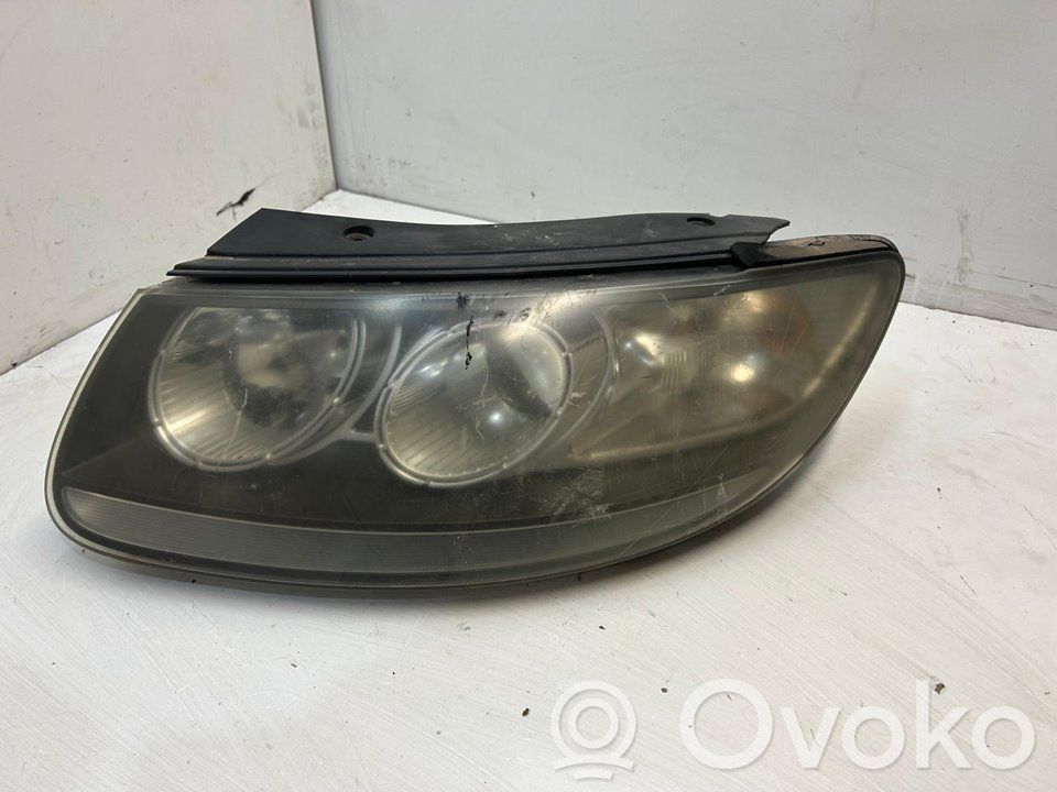 Hyundai Santa Fe Lampa przednia 