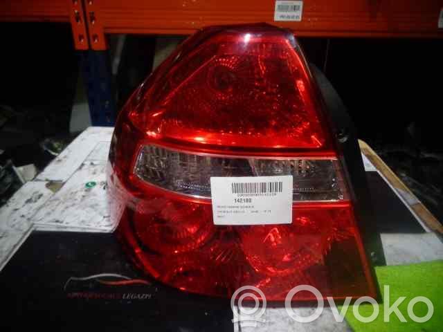 Chevrolet Aveo Aizmugurējais lukturis virsbūvē 