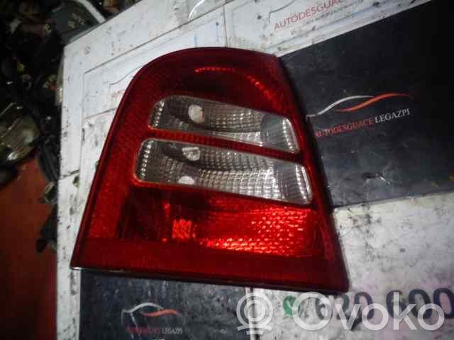 Skoda Octavia Mk1 (1U) Lampa tylna 