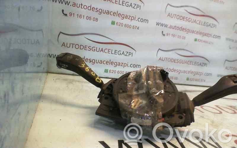 Otros del panel de instrumentos   613183764459L,380042
