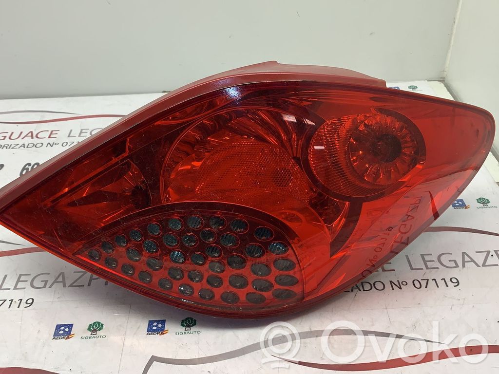 Peugeot 207 Lampa tylna 