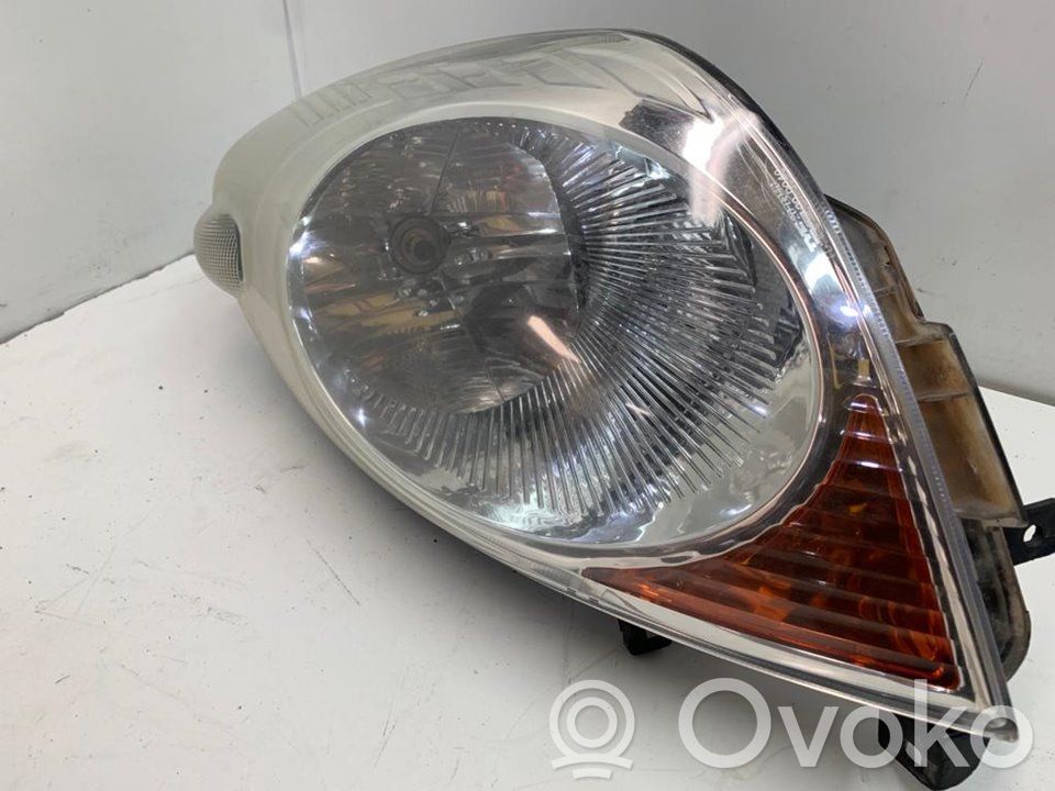 Phare frontale   260609U10A,509129