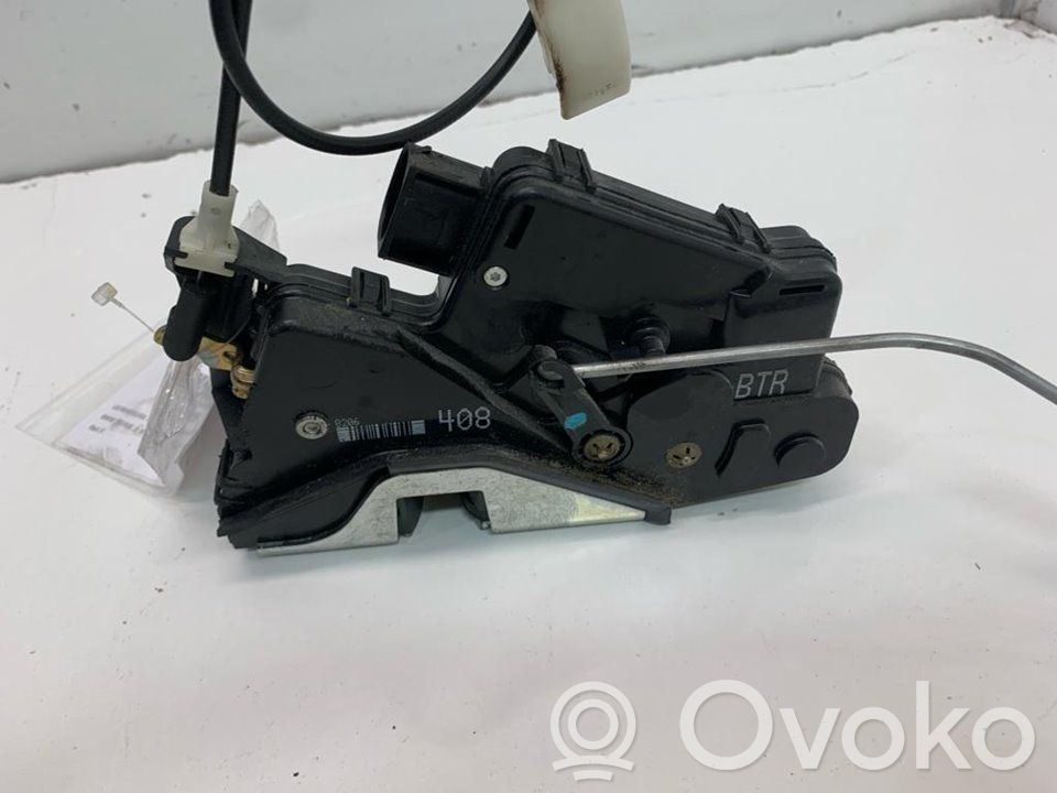 BMW 3 E46 Serratura portiera anteriore (vicino alla maniglia) 