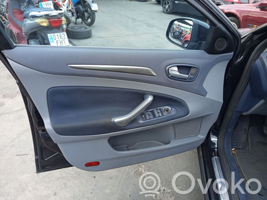 Ford Mondeo MK IV Šoninė kėbulo dalis 