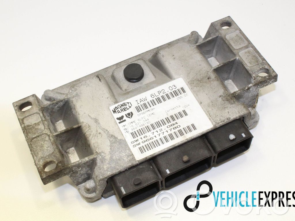 Peugeot 308 Engine control unit/module 