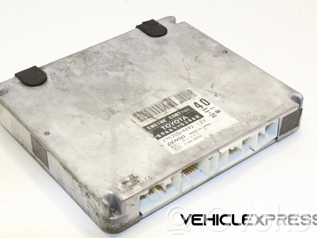 Lexus IS 200-300 Engine control unit/module 