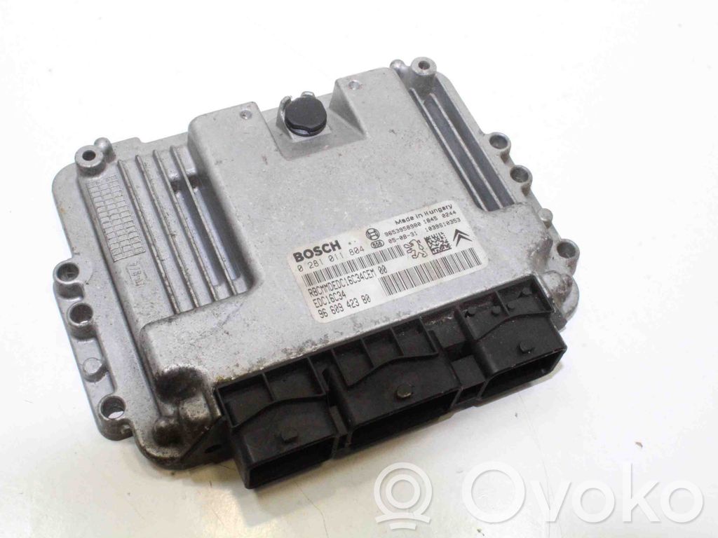 Unidad de control/módulo del motor   9660942380,0281011804