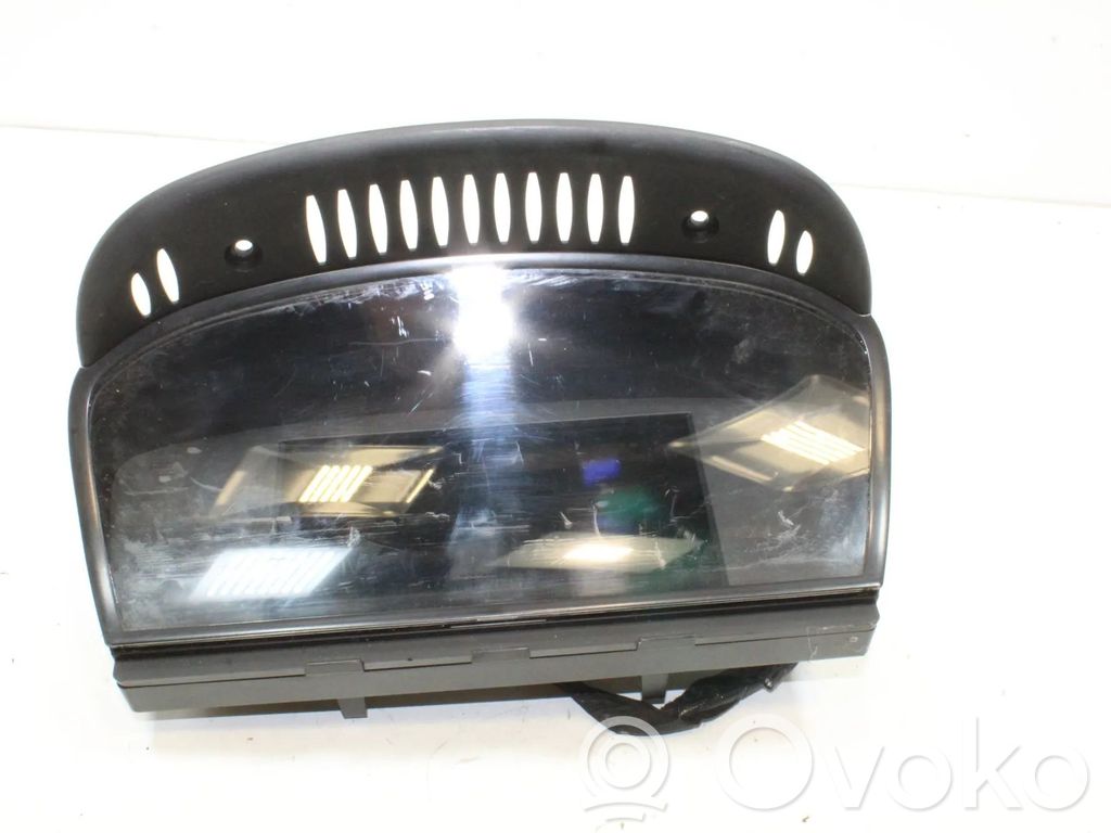 Screen/display/small screen   9151977,9151975