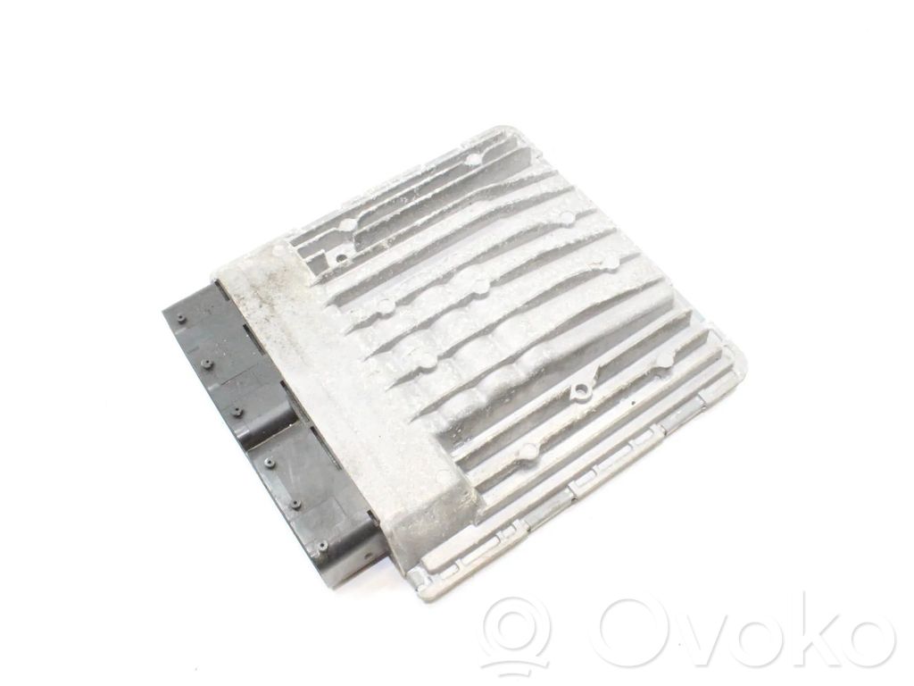BMW 5 E60 E61 Variklio valdymo blokas 