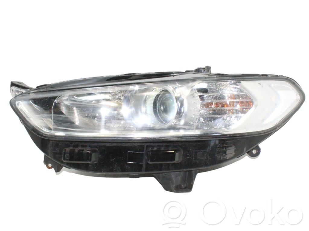 Ford Mondeo MK V Phare frontale 