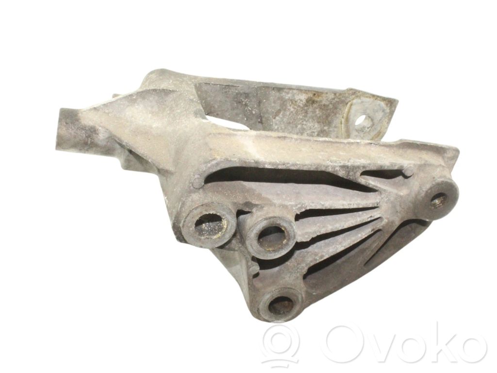 Opel Antara Engine mounting bracket 