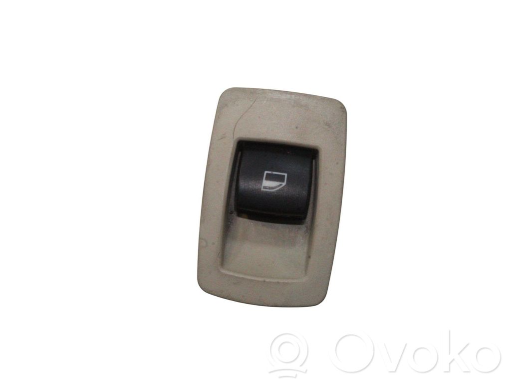 Electric window control switch   6957820