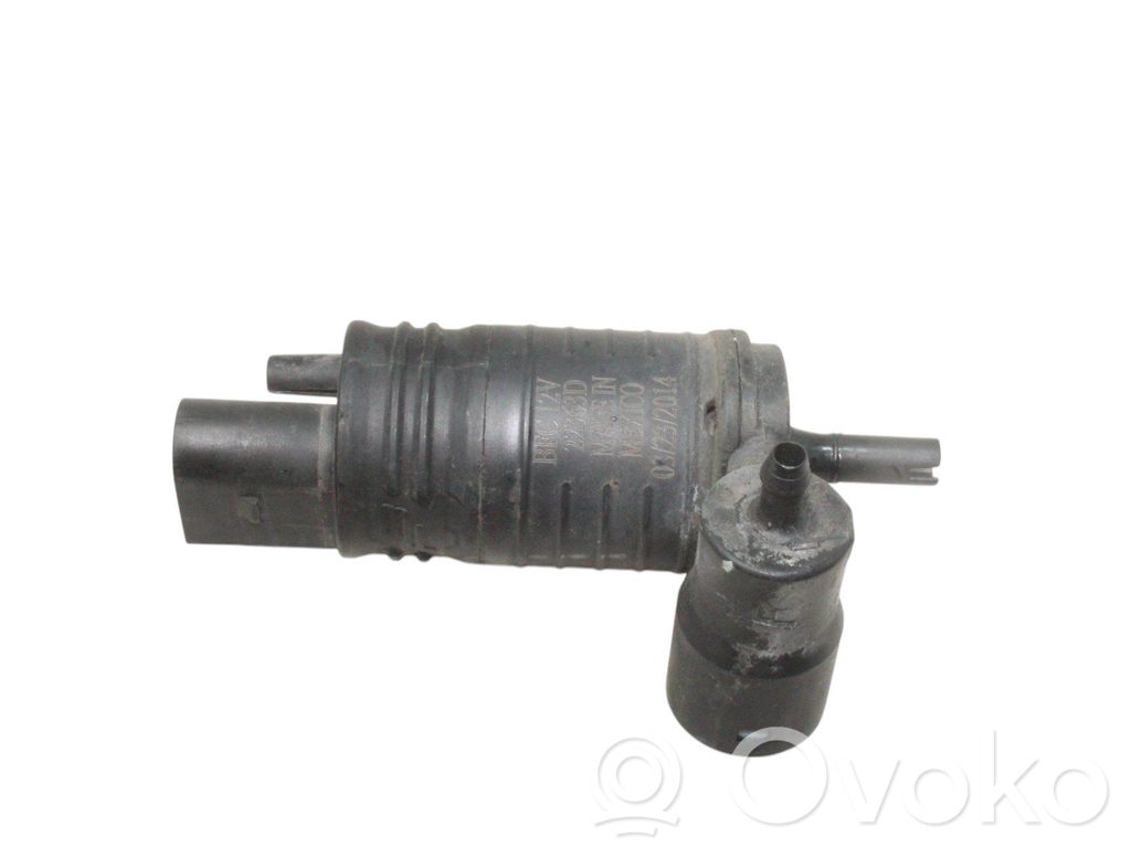 Jeep Cherokee Windscreen/windshield washer pump 