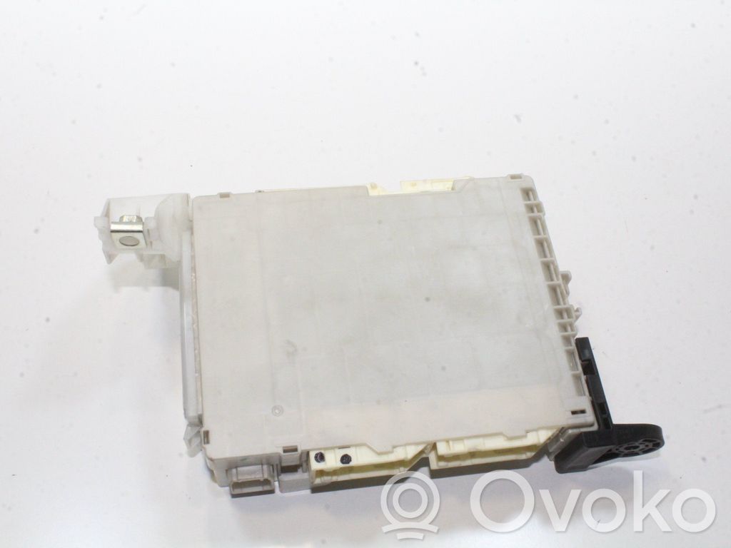 Lexus CT 200H Módulo de fusible 
