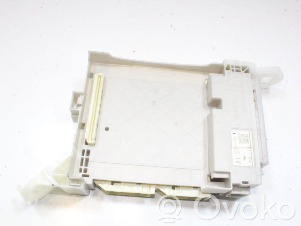 Lexus RX 450H Module de fusibles 