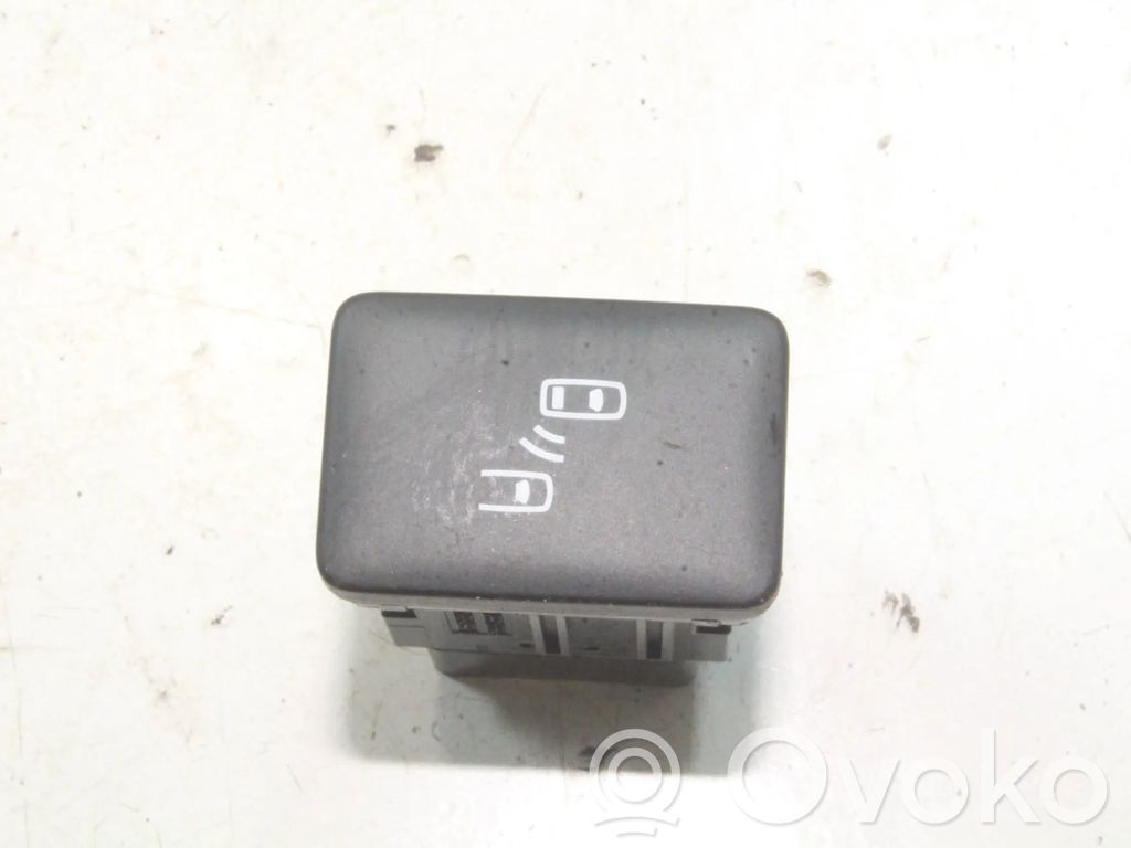 Mitsubishi Outlander Otros interruptores/perillas/selectores 