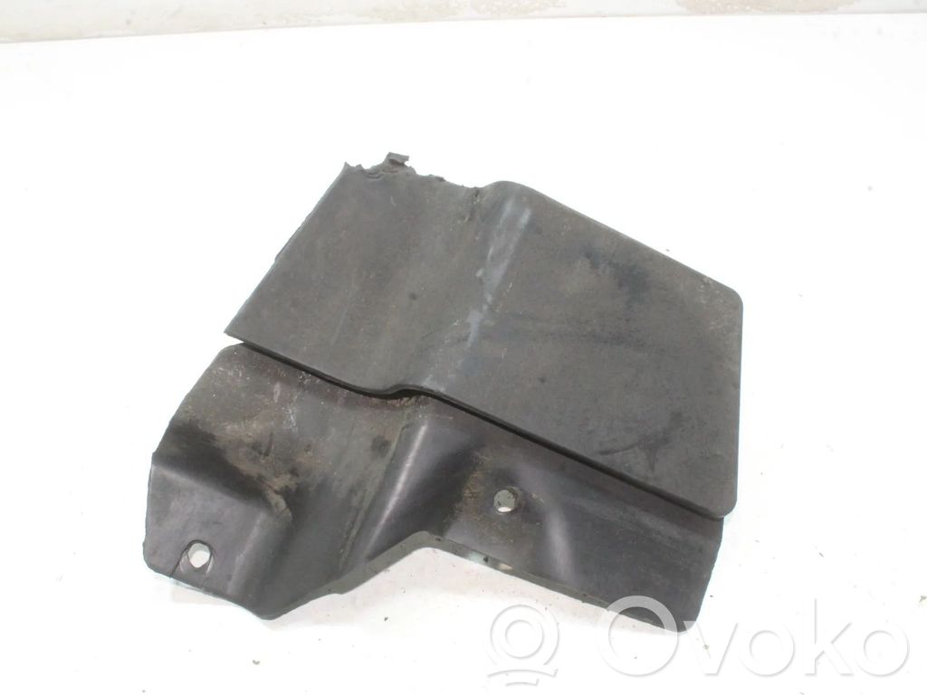 Rear mudguard   5FF853834