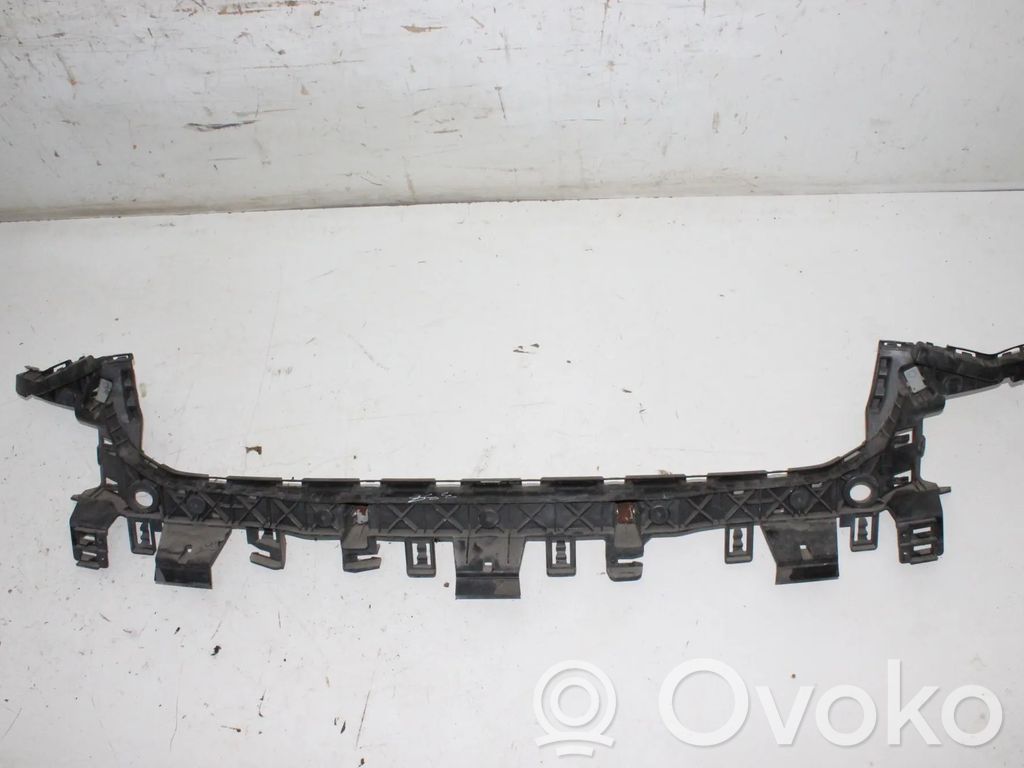 Audi A3 8Y Soporte de montaje del parachoques trasero 