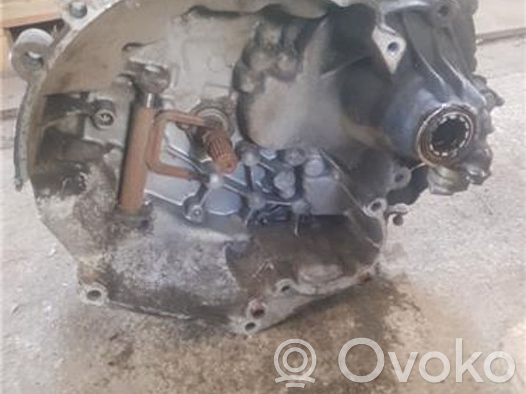 Peugeot 206 Mechaninė 5 pavarų dėžė 