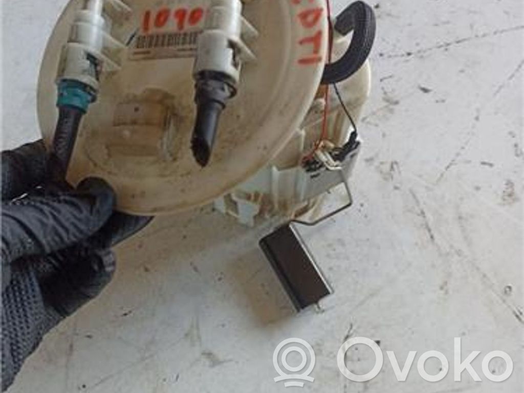 Opel Astra H Bomba interna de combustible 