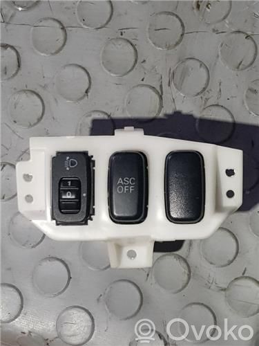 Interruptor ESP (programa de estabilidad)   8614A038,8602A009