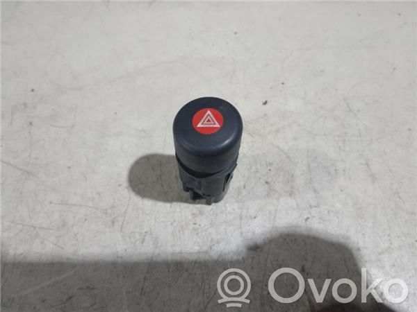 Botón interruptor de luz de peligro   13A350AC,D3LOA