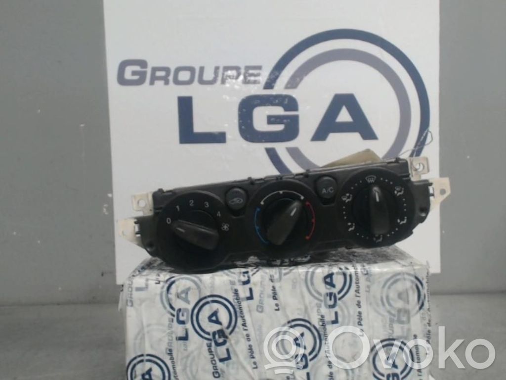 Ford C-MAX I Climate control unit 