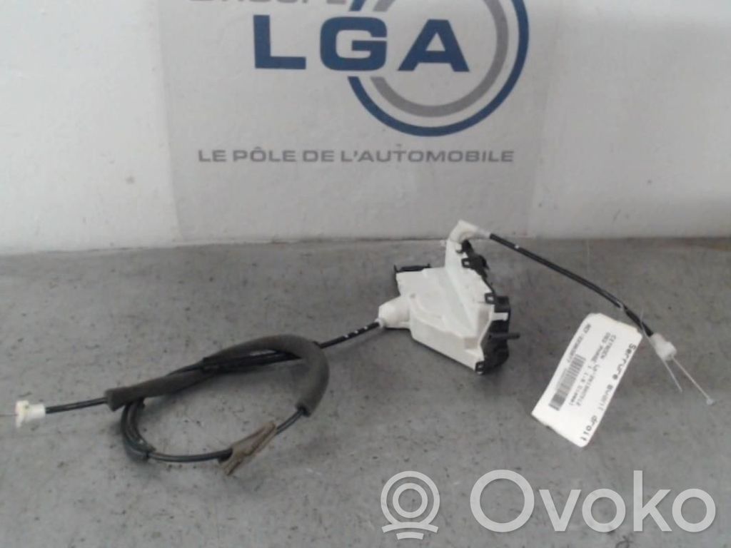 Citroen DS3 Front door lock 