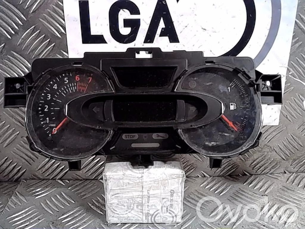 Renault Captur Speedometer (instrument cluster) 