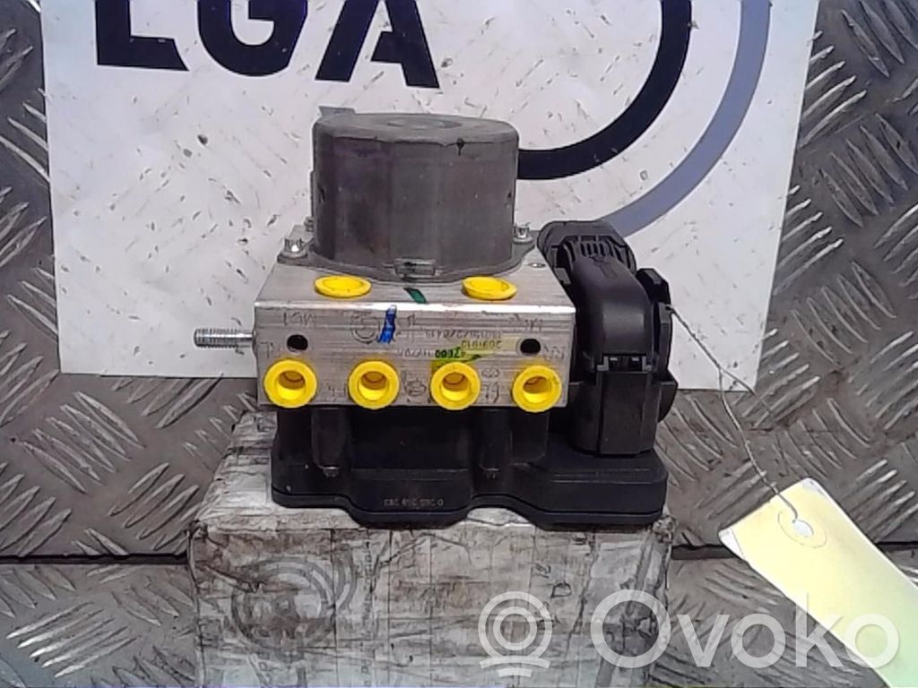 Nissan Qashqai Pompa ABS 
