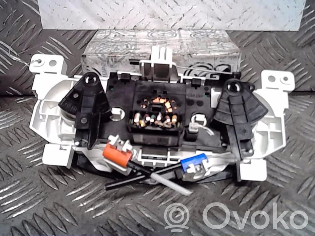 Renault Twingo III Climate control unit 