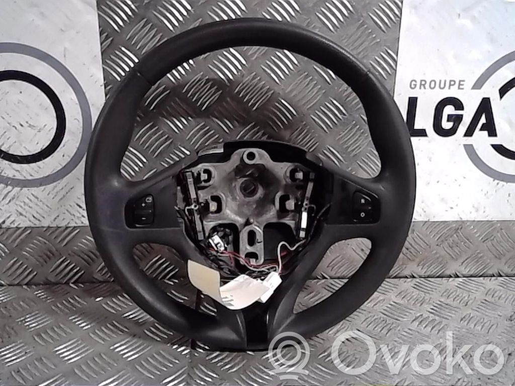 Renault Clio IV Lenkrad 