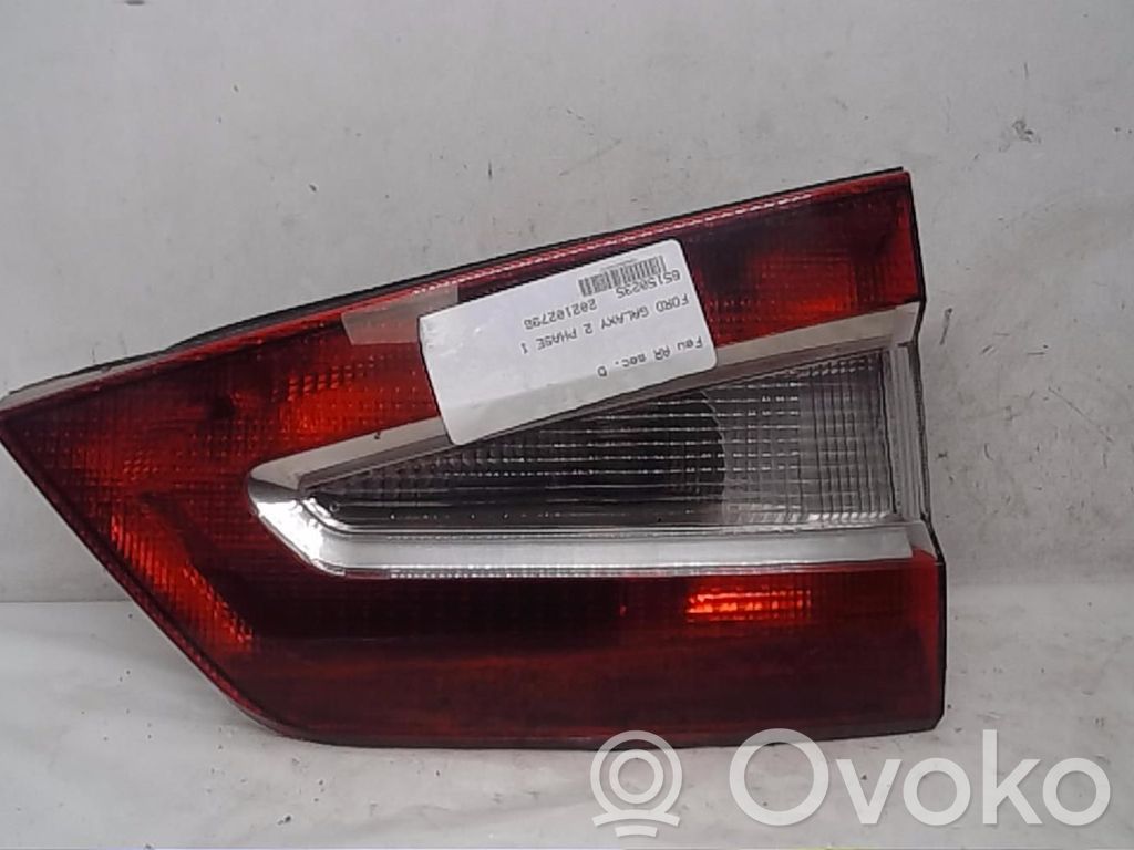 Ford Galaxy Задний фонарь в крышке 