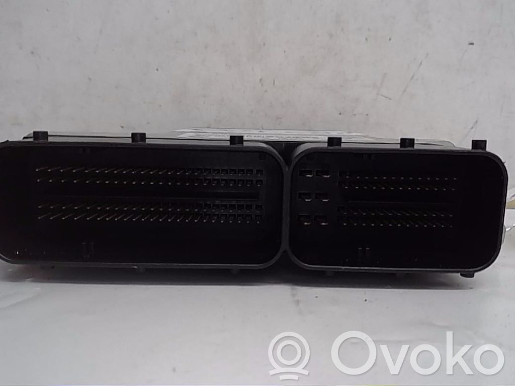 BMW 1 E81 E87 Engine control unit/module 